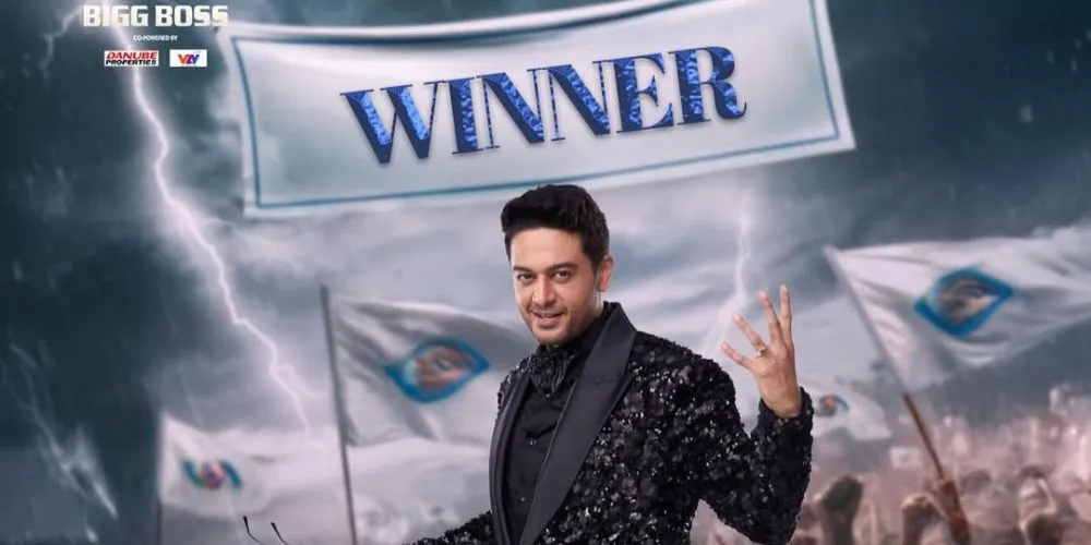 Gaurav Khanna Lifts 'Bigg Boss 19' Trophy, Takes Home ₹50 Lakh